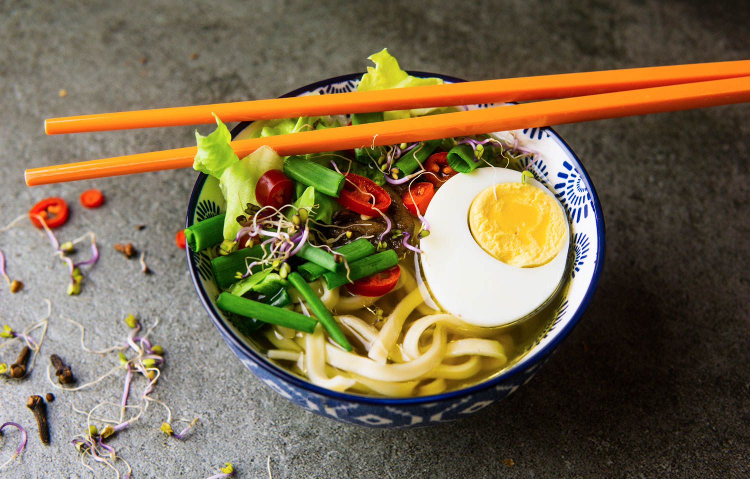 Ramen Na Kaczych Udkach Z Makaronem Udon Przepis Winiary