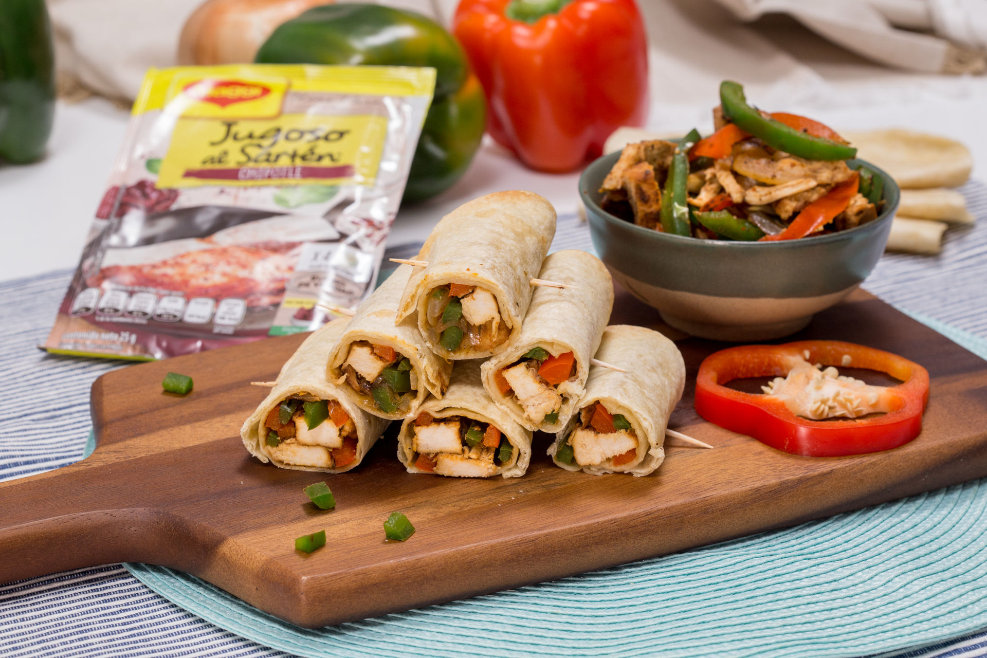 Fajitas De Pollo Picantes Con Finas Hierbas Recetas Nestl