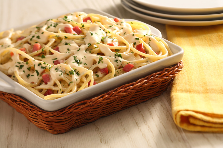 Receta de Espagueti con Jamón fácil de hacer | Recetas Nestlé