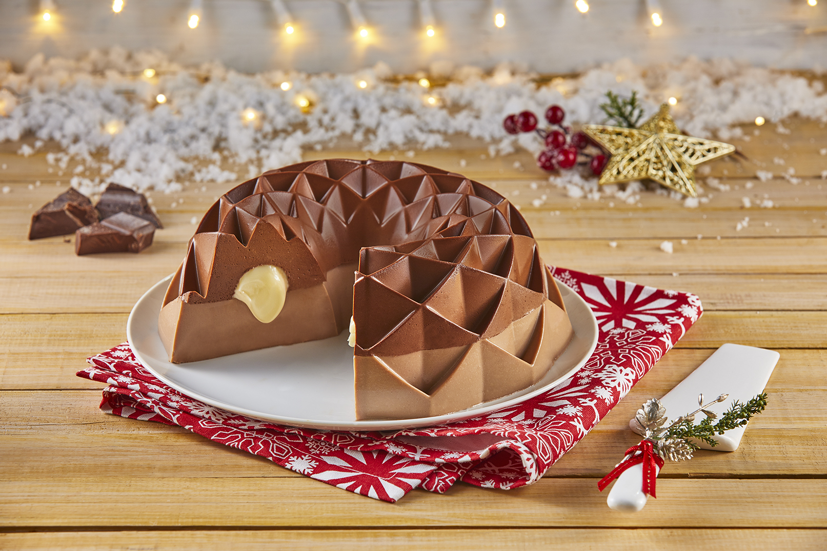 Gelatina rellena de tres chocolates Recetas Nestlé