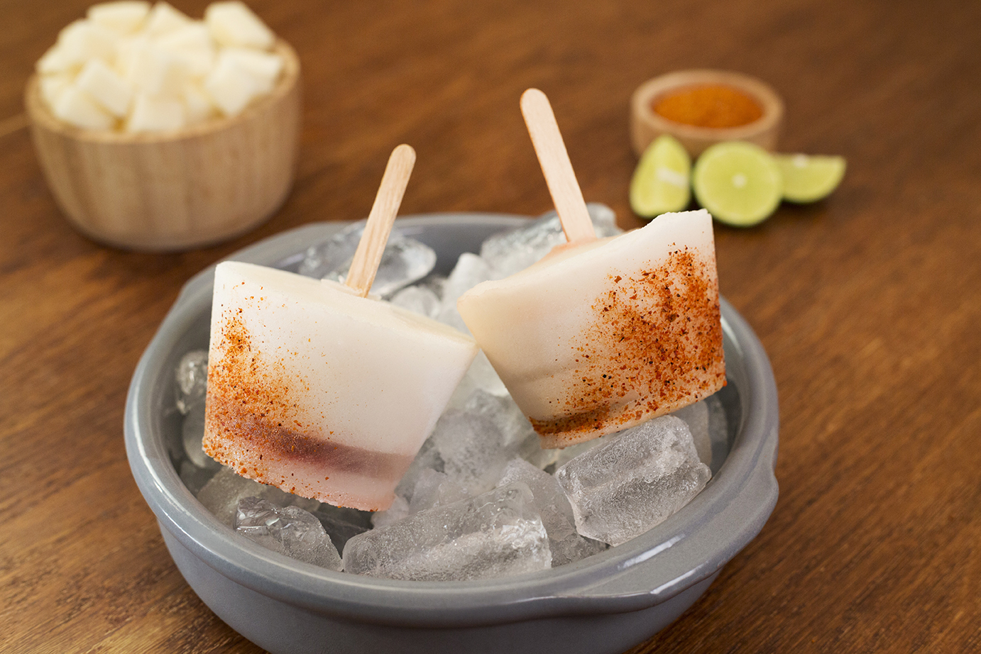 Paletas de Jícama con Salsa de Jamaica | Recetas Nestlé