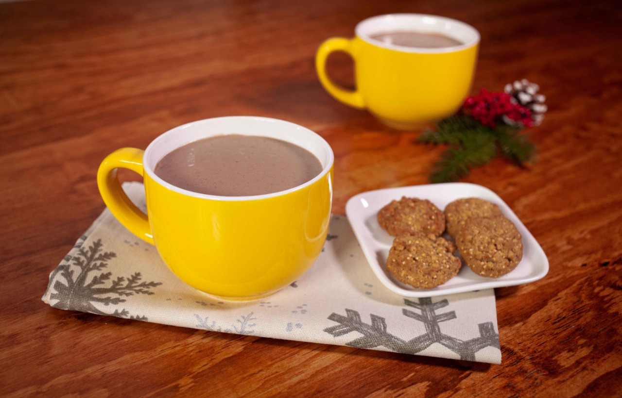 Atole de chocolate con avena Recetas Nestlé