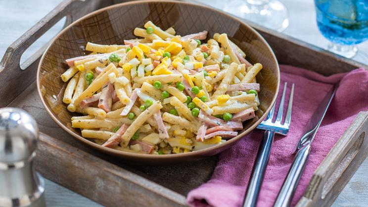 Nudelsalat mit Fleischwurst Rezept | maggi.de