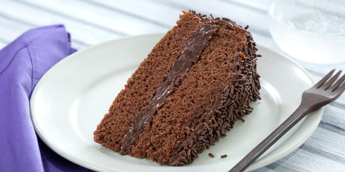 Bolo De Chocolate Com Brigadeiro Receitas Nestle