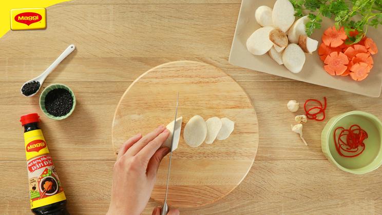 Nấm Đùi Gà Xào Mè Đen