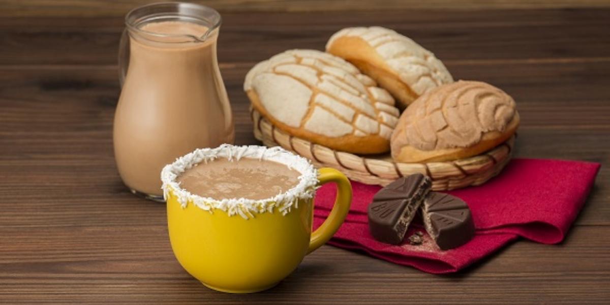 Atole de Chocolate Abuelita y coco Recetas Nestlé