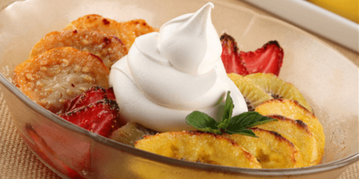 Frutas al horno con crema Recetas Nestlé