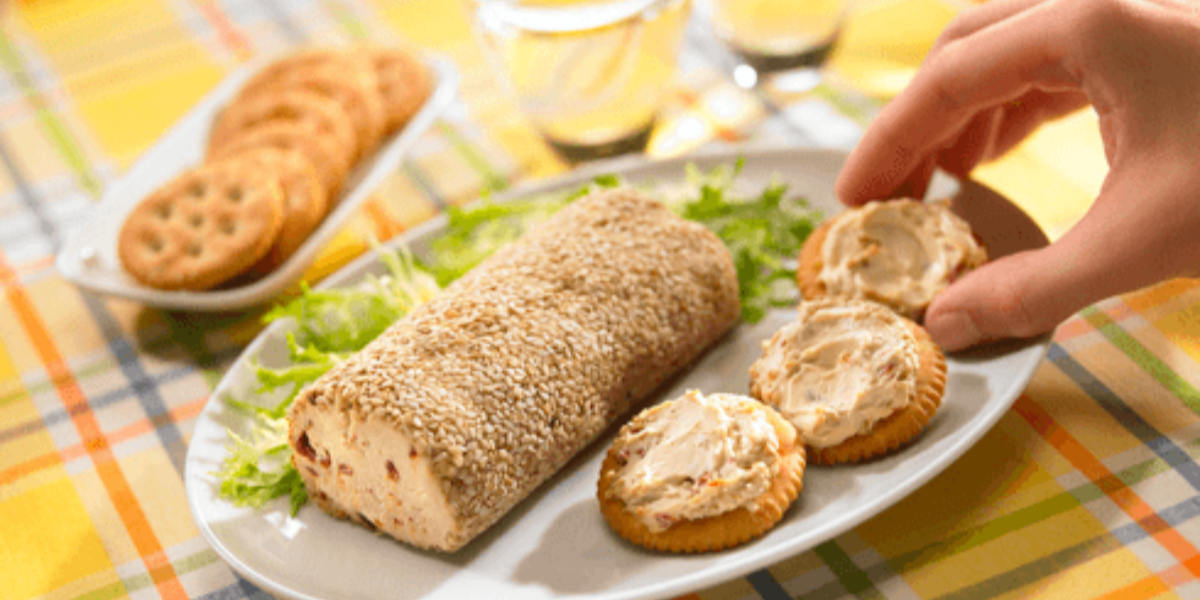 Rollo de queso con chipotle Recetas Nestlé