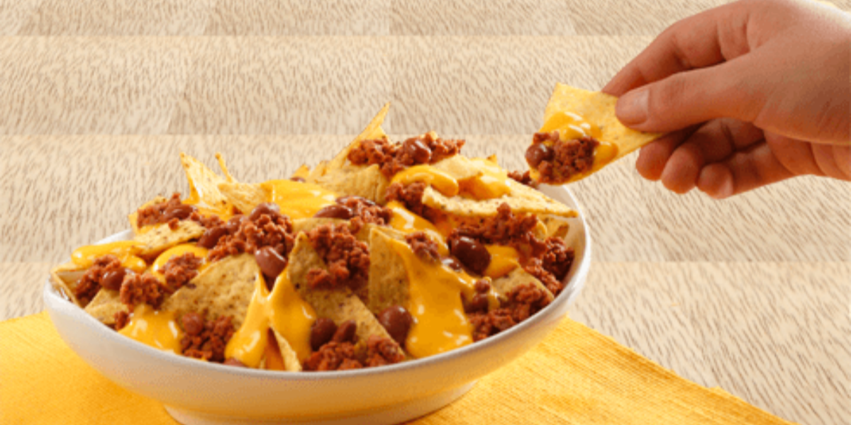 Nachos con chili y queso Recetas Nestlé