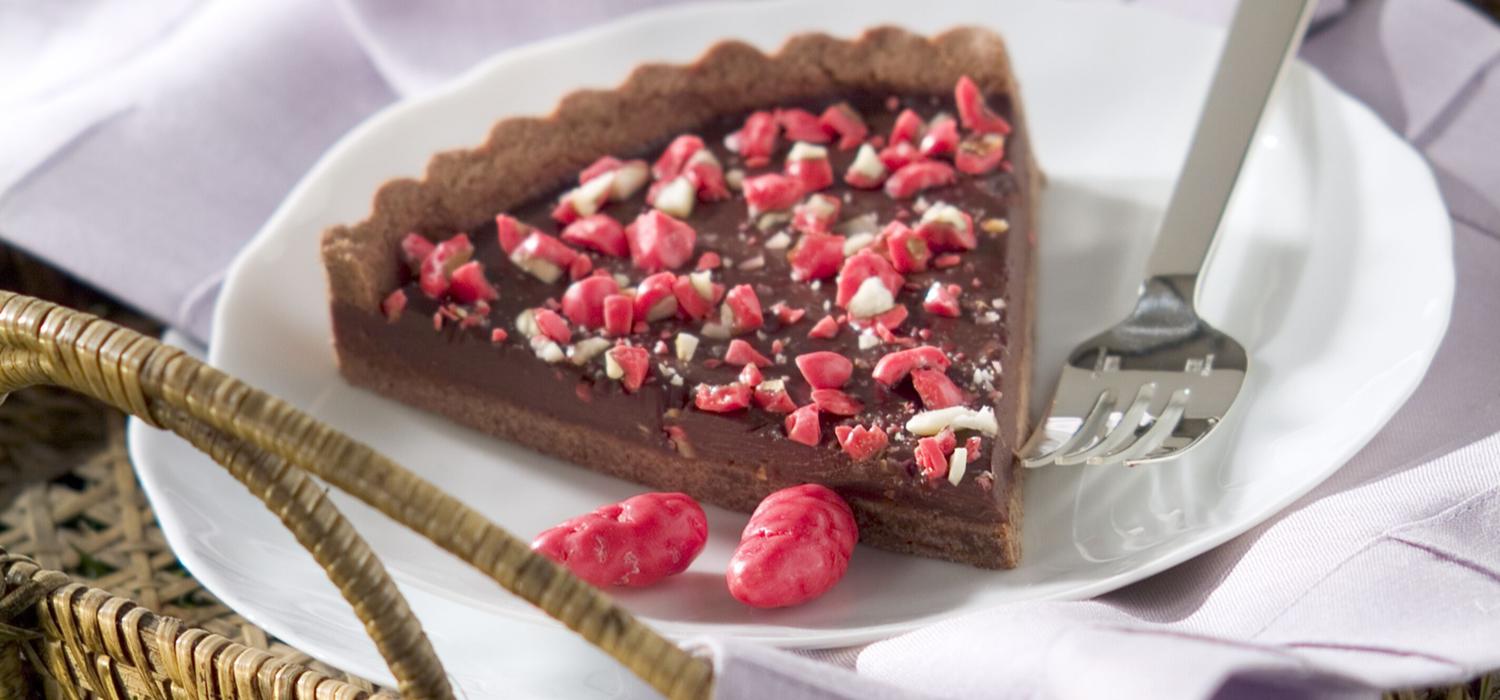 Tarte Tout Chocolat Et Pralines Roses Nestle Dessert