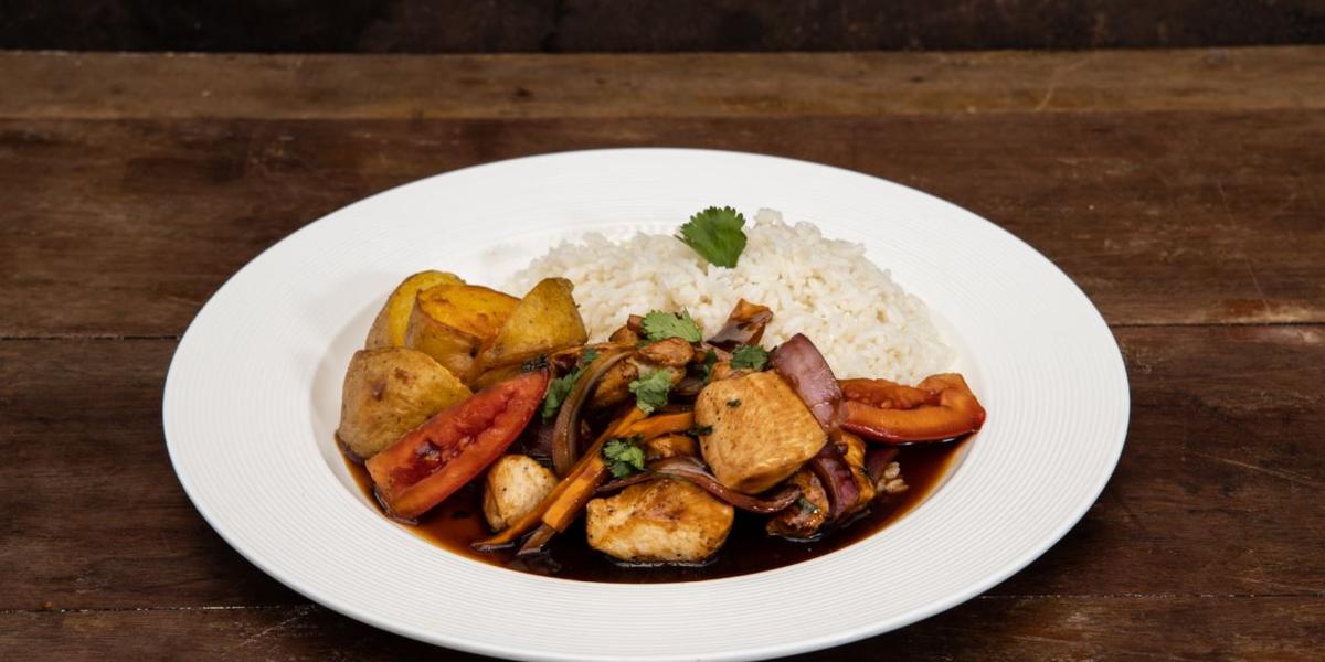 Saltado De Pollo | Recetas Nestlé