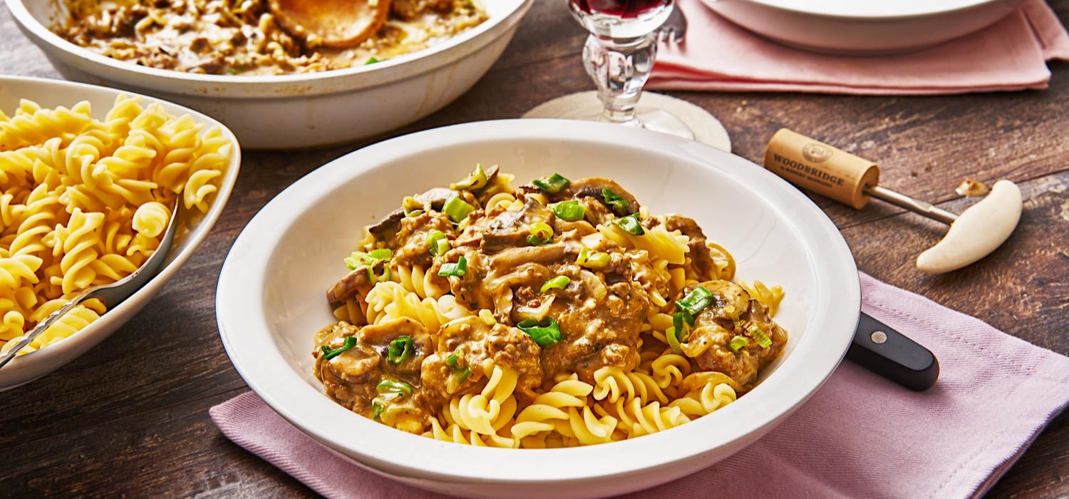 Perfekter Nudelbegleiter: Jäger-Bolognese | maggi.de